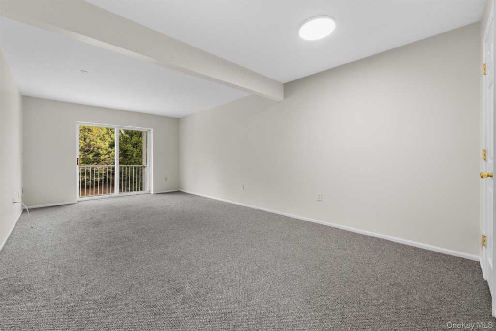 10-12 Chestnut Street, Unit #B208, Suffern, NY 10901 - Photo 11 of 29