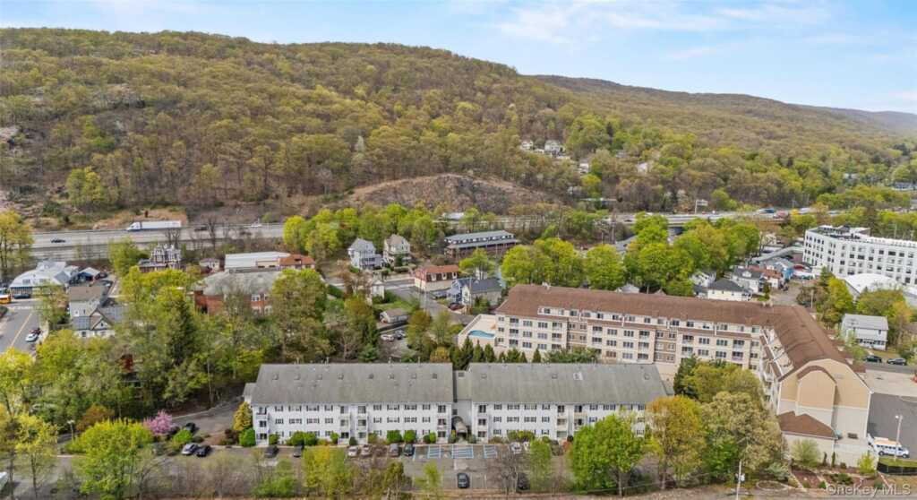 10-12 Chestnut Street, Unit #B208, Suffern, NY 10901 - Photo 2 of 29