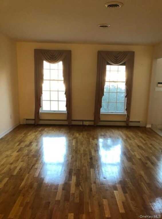 1 Anna Court, Stony Point, NY 10980 - Photo 6 of 28