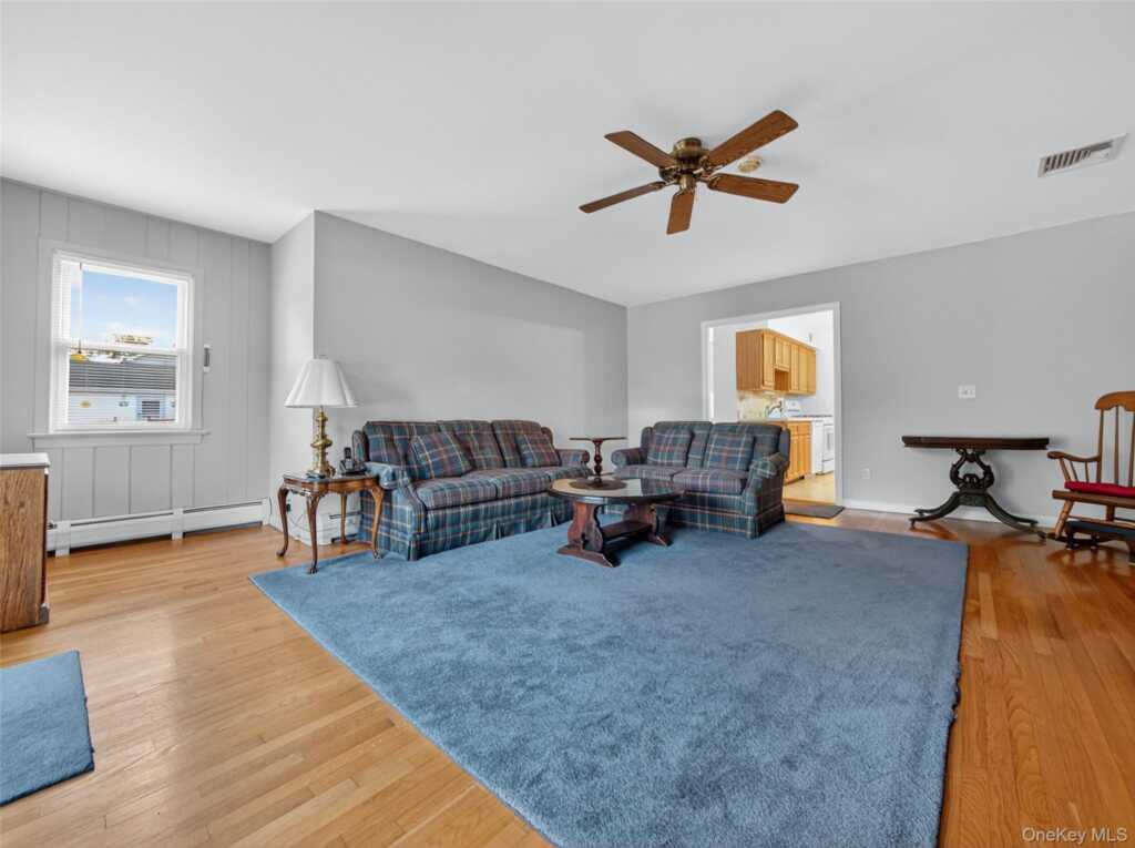 14 Staubitz Avenue, Pearl River, NY 10965 - Photo 15 of 35