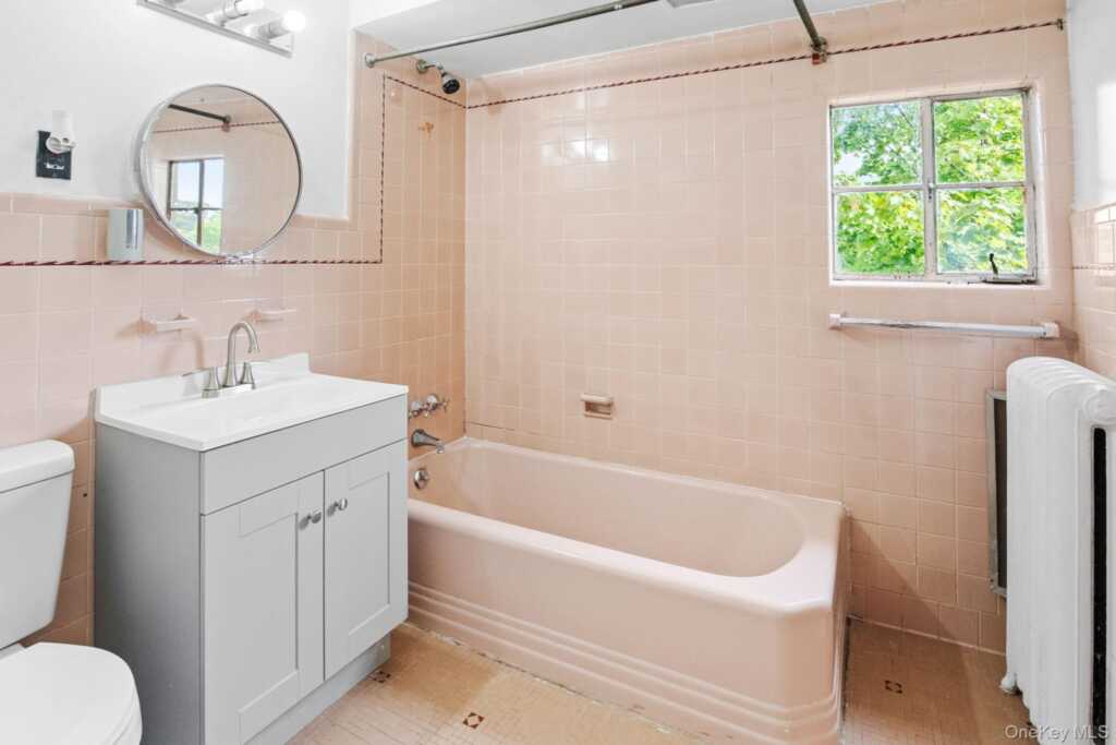 72 Hamilton Avenue, New Rochelle, NY 10801 - Photo 13 of 28