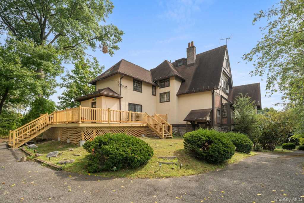 72 Hamilton Avenue, New Rochelle, NY 10801 - Photo 22 of 28