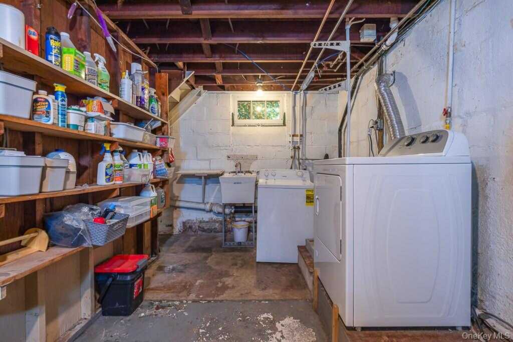 99 Washington Avenue, Pearl River, NY 10965 - Photo 24 of 25