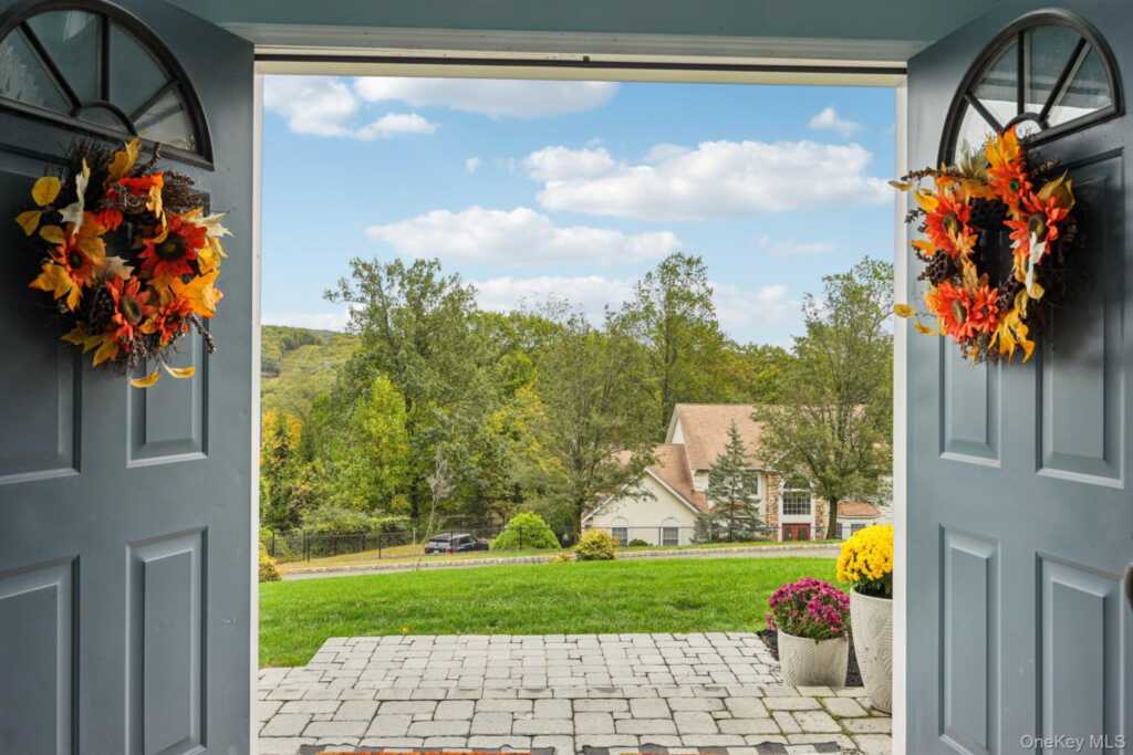 12 Johnson Drive, Stony Point, NY 10980 - Photo 2 of 50