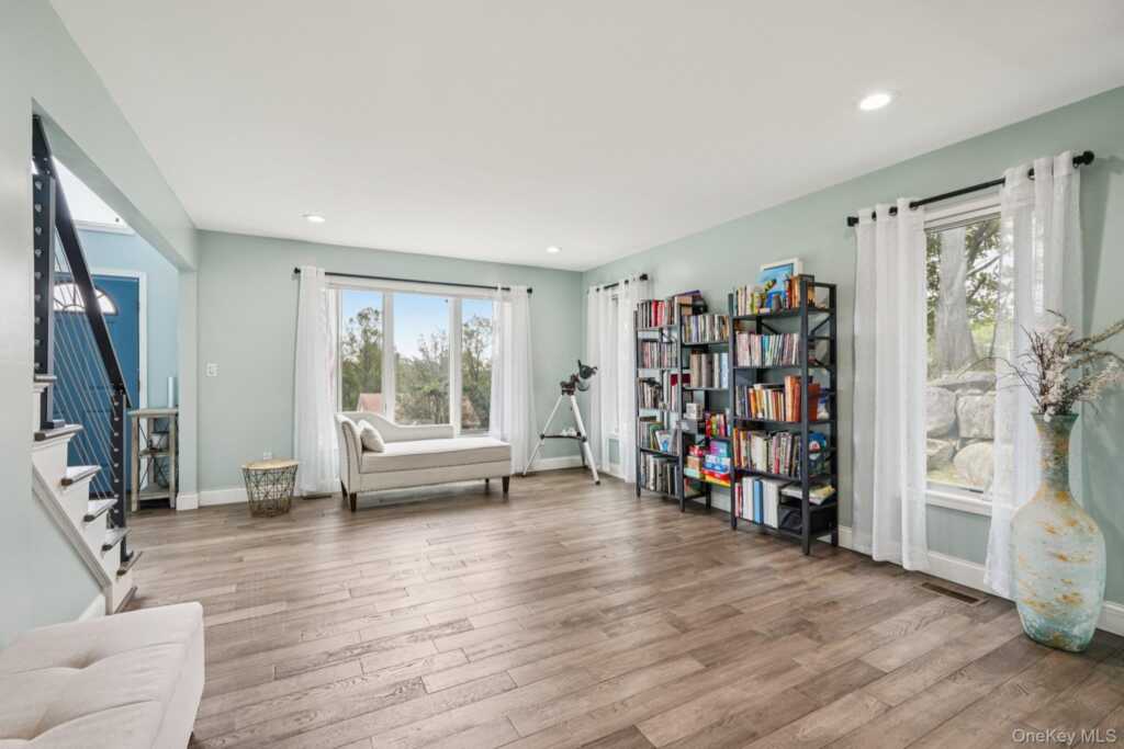 12 Johnson Drive, Stony Point, NY 10980 - Photo 4 of 50