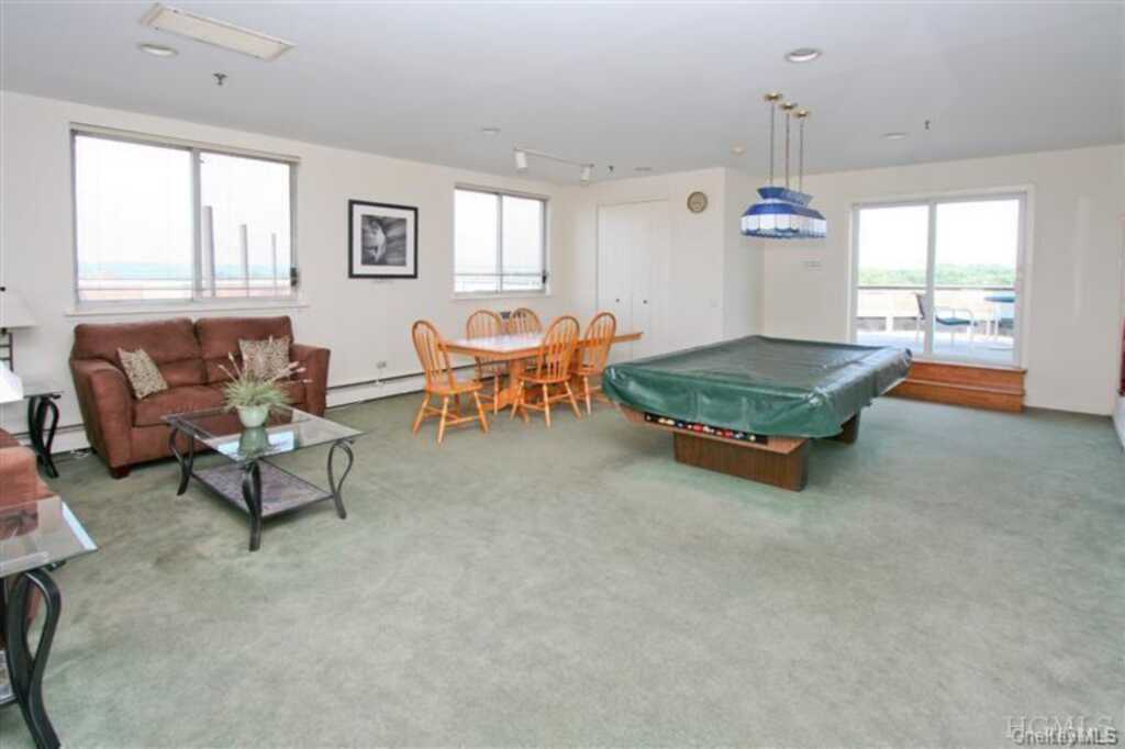 14 Nosband Avenue, Unit #2E, White Plains, NY 10605 - Photo 13 of 17