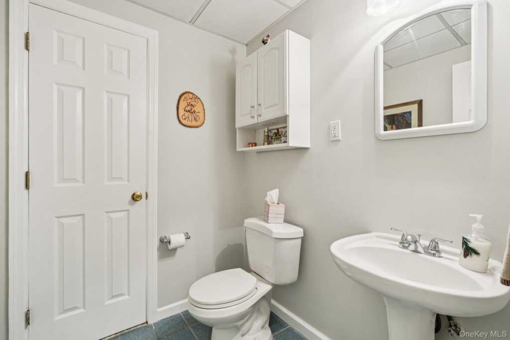 319 Bliss Lane, Valley Cottage, NY 10989 - Photo 28 of 43