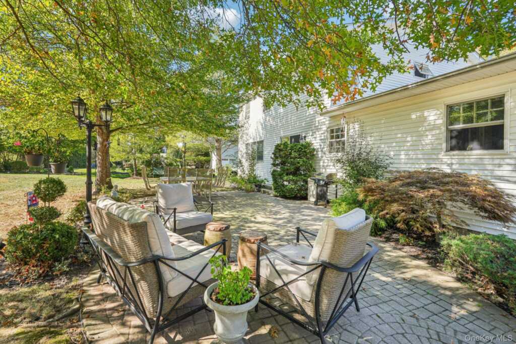 319 Bliss Lane, Valley Cottage, NY 10989 - Photo 33 of 43