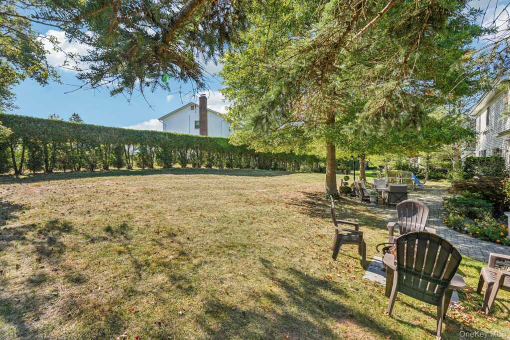 319 Bliss Lane, Valley Cottage, NY 10989 - Photo 35 of 43
