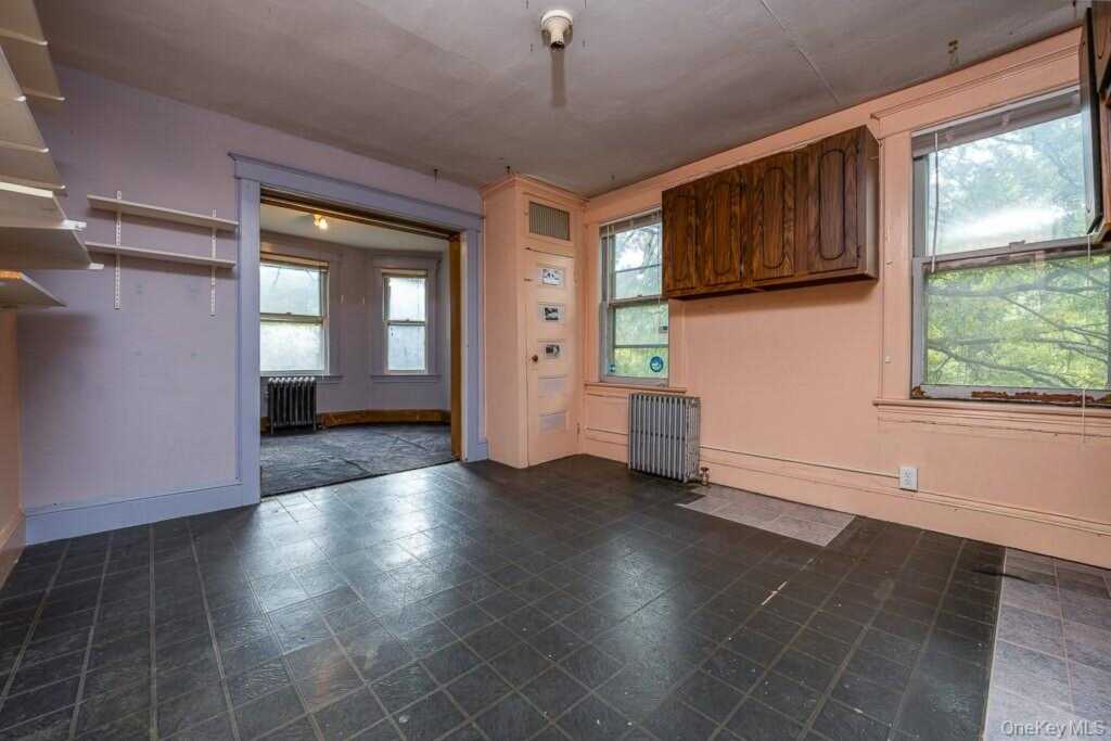 167 Main Street, Pearl River, NY 10965 - Photo 18 of 34