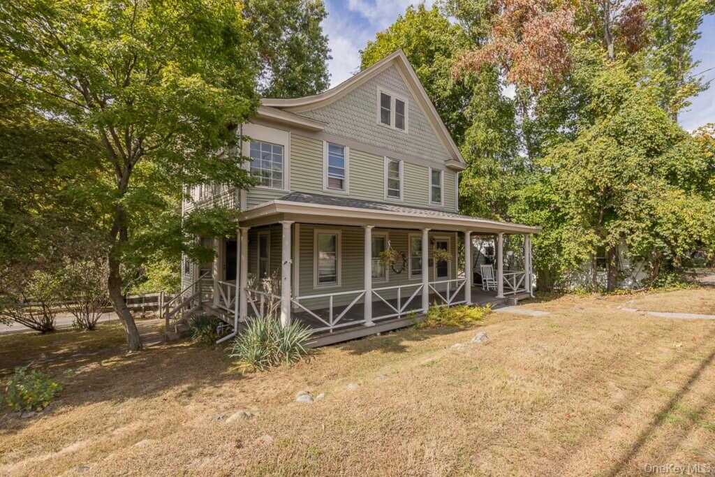 167 Main Street, Pearl River, NY 10965 - Photo 2 of 34