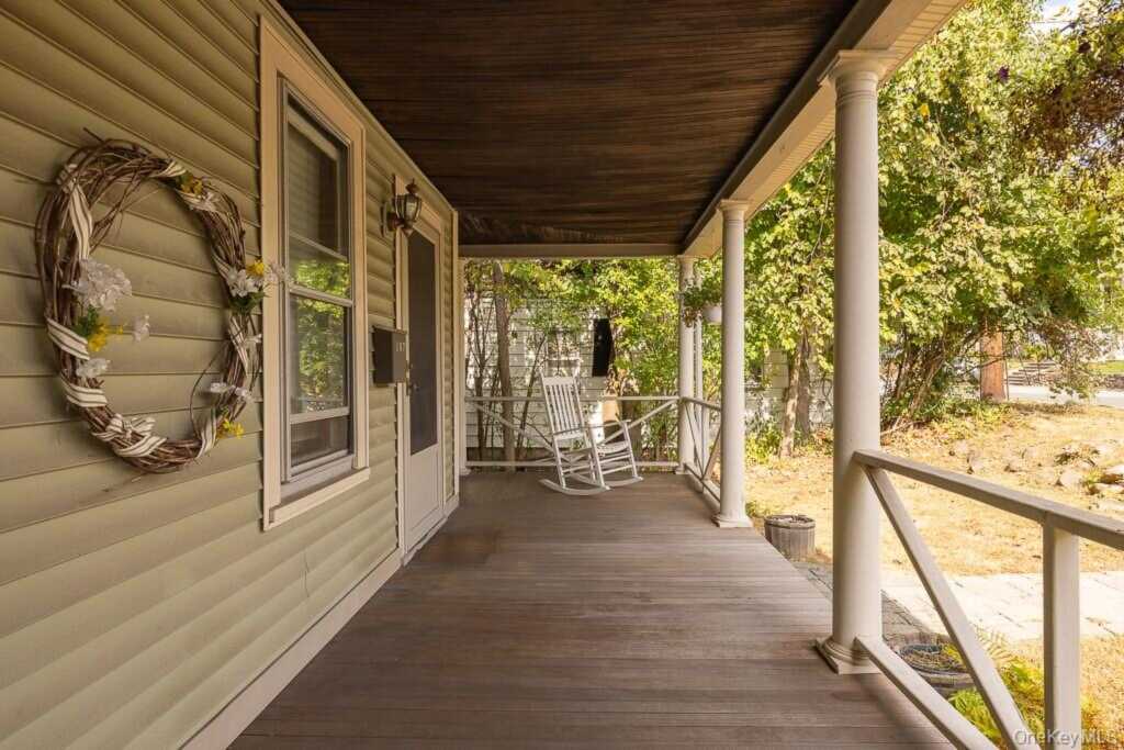 167 Main Street, Pearl River, NY 10965 - Photo 3 of 34