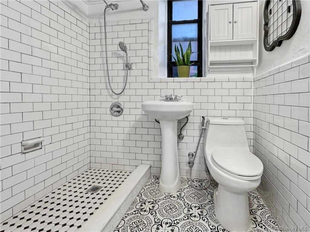 10 Franklin Avenue, Unit #1EFF, White Plains, NY 10601 - Photo 6 of 13