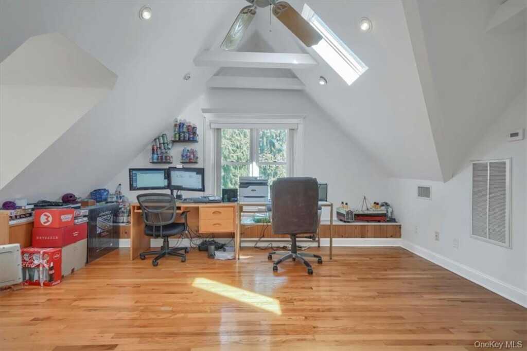 10 High Tor Road, New City, NY 10956 - Photo 28 of 35