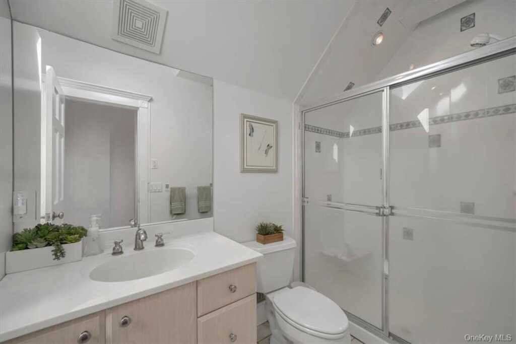 10 High Tor Road, New City, NY 10956 - Photo 29 of 35