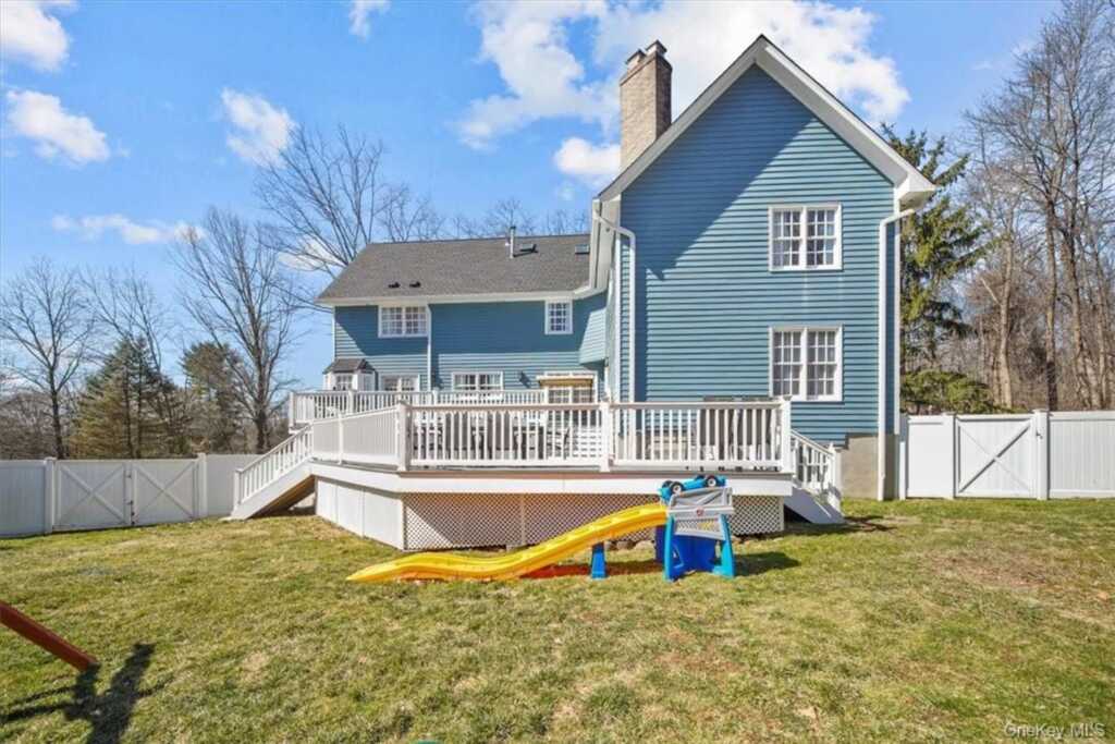 10 High Tor Road, New City, NY 10956 - Photo 33 of 35