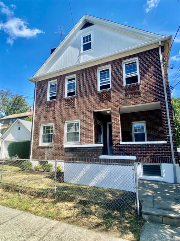 53 Madeleine Avenue, Unit #3, New Rochelle, NY 10801
