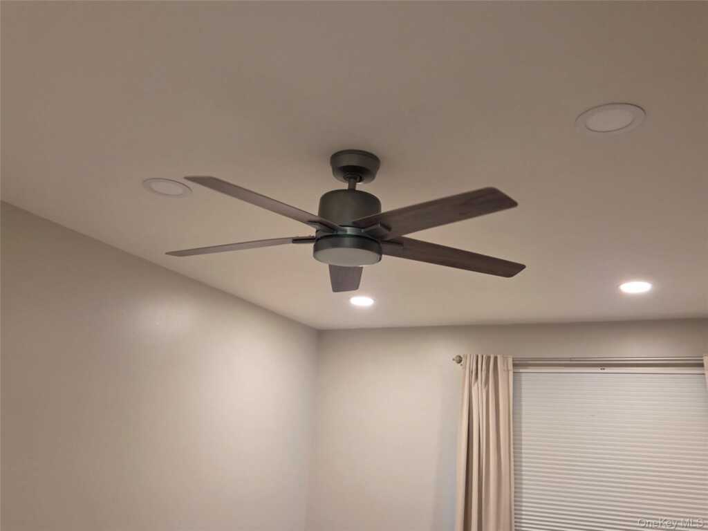 189 Sierra Vista Lane, Valley Cottage, NY 10989 - Photo 24 of 30