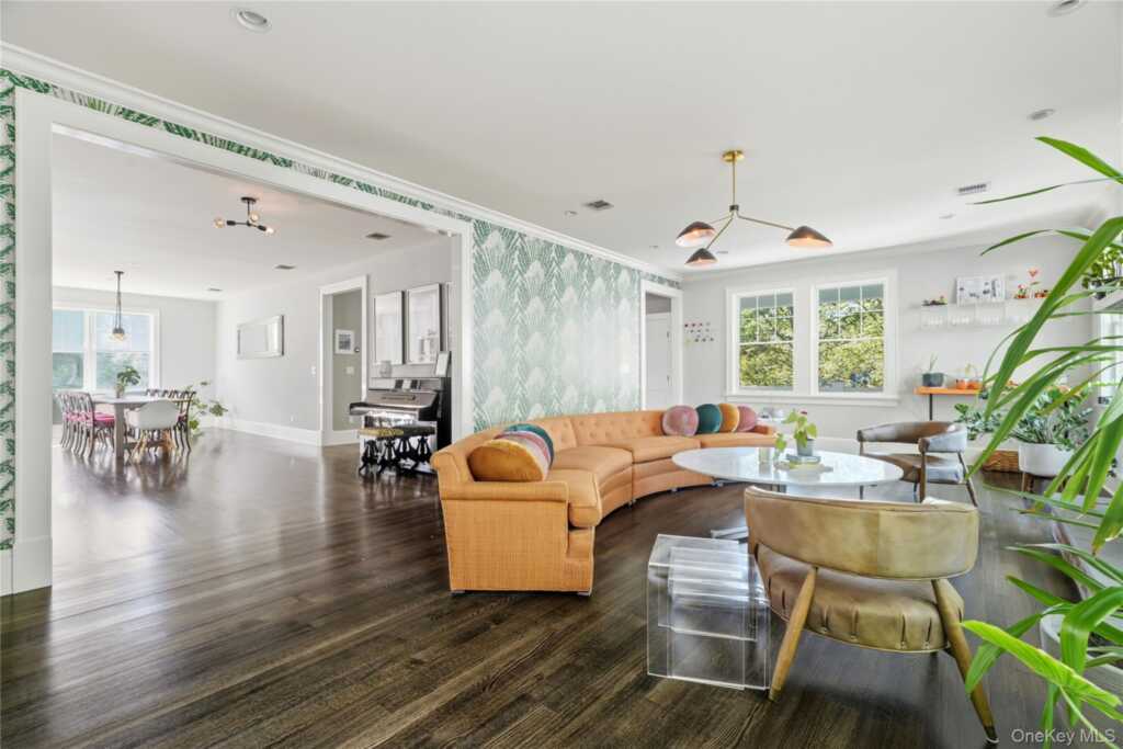 112 Lexow Avenue, Nyack, NY 10960 - Photo 3 of 47