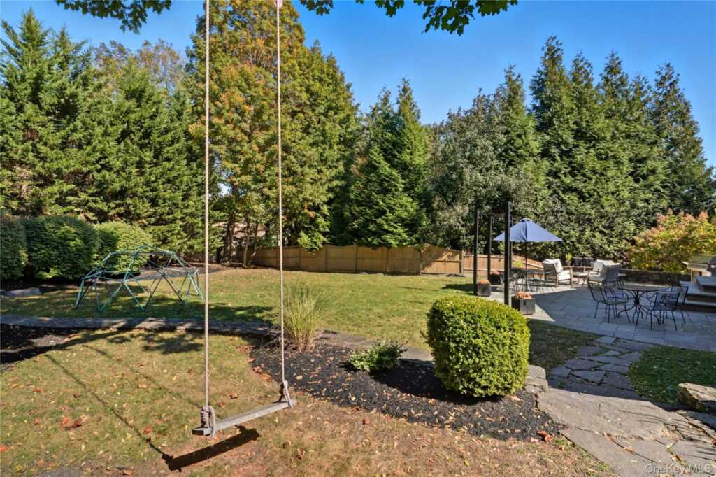 112 Lexow Avenue, Nyack, NY 10960 - Photo 39 of 47