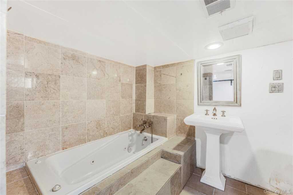 238 Madison Avenue, Rye, NY 10573 - Photo 14 of 23