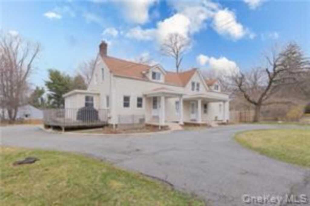 2 Rockland Avenue, Nanuet, NY 10954 - Photo 11 of 15