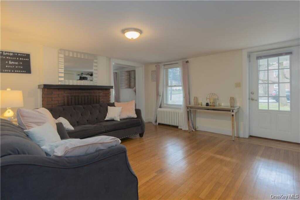 2 Rockland Avenue, Nanuet, NY 10954 - Photo 14 of 15