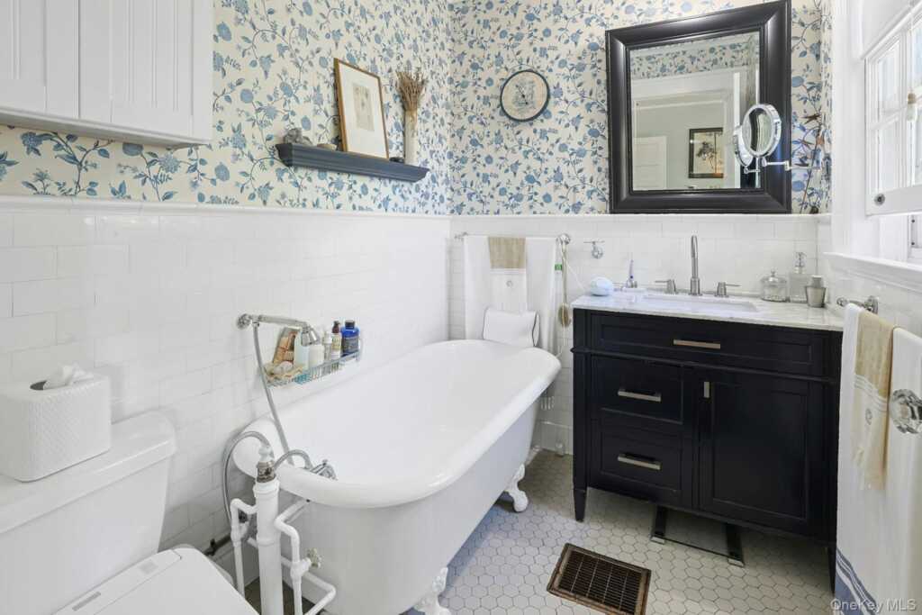 345 Midland Avenue, Nyack, NY 10960 - Photo 23 of 50