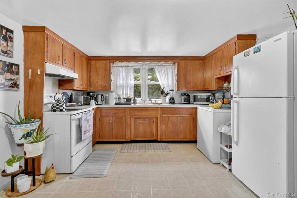 96 Inwood Avenue, Rye, NY 10573 - Photo 18 of 31