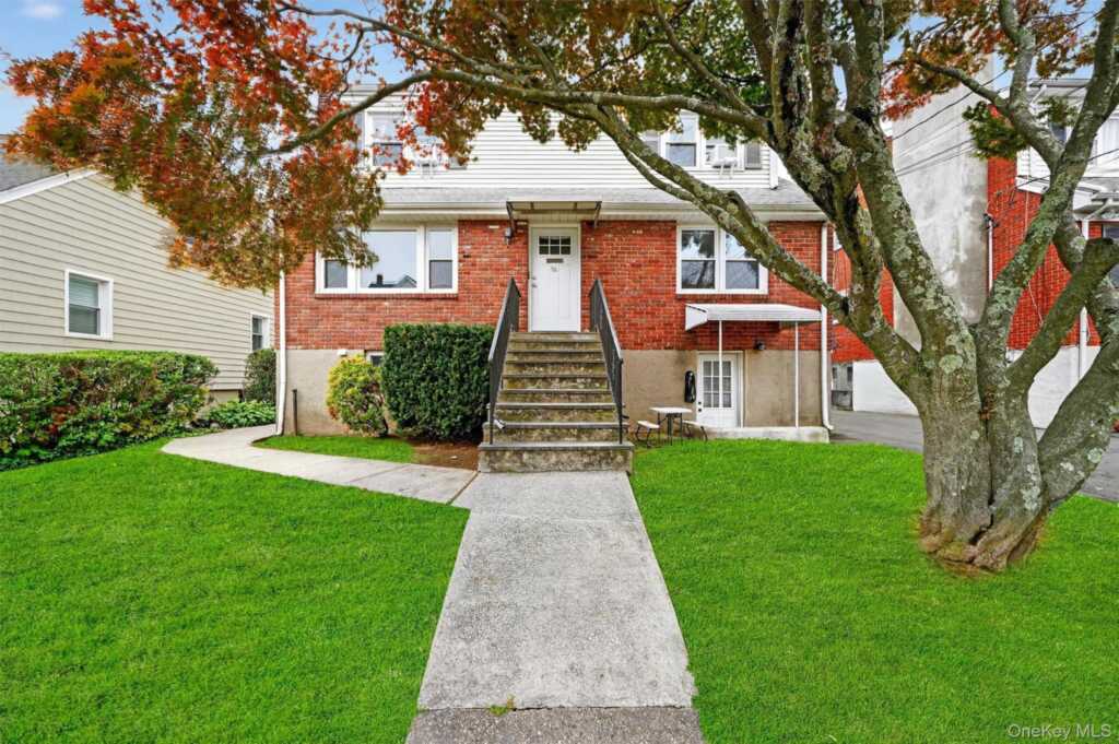 96 Inwood Avenue, Rye, NY 10573 - Photo 2 of 31