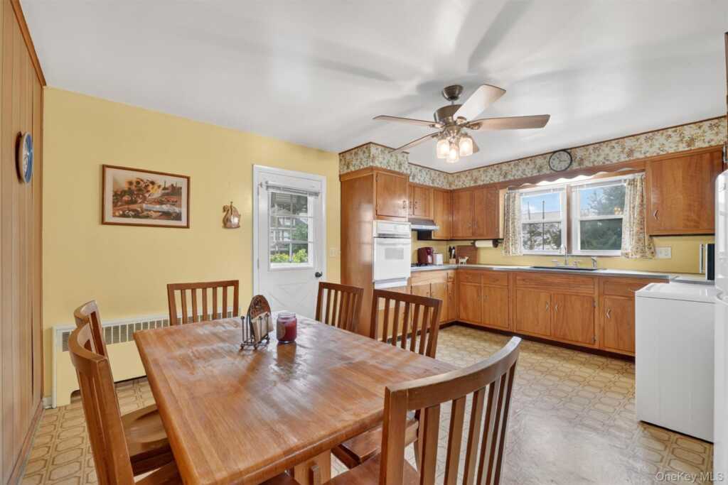 96 Inwood Avenue, Rye, NY 10573 - Photo 5 of 31