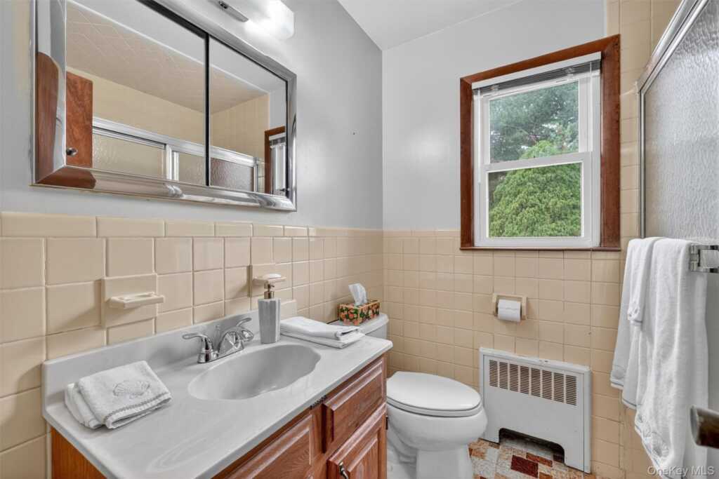 96 Inwood Avenue, Rye, NY 10573 - Photo 7 of 31