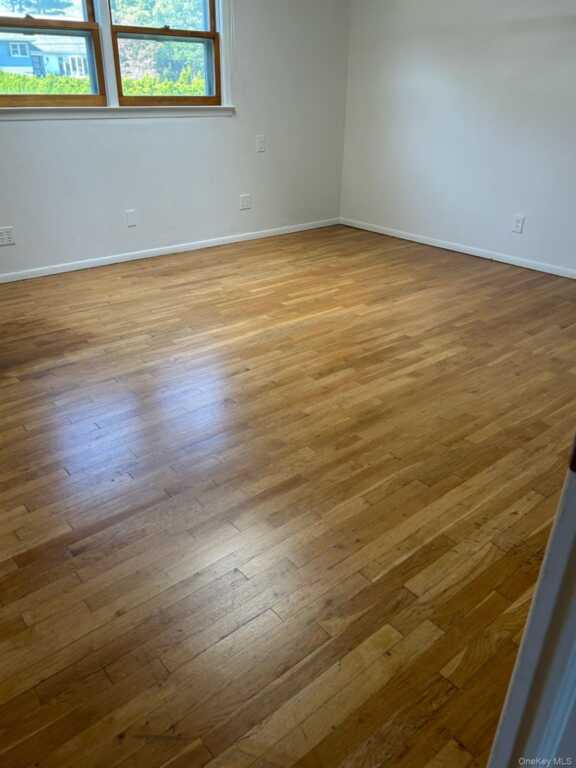 66 Laron Drive, New Rochelle, NY 10804 - Photo 27 of 28