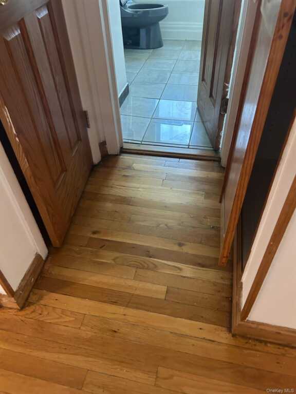 66 Laron Drive, New Rochelle, NY 10804 - Photo 5 of 28
