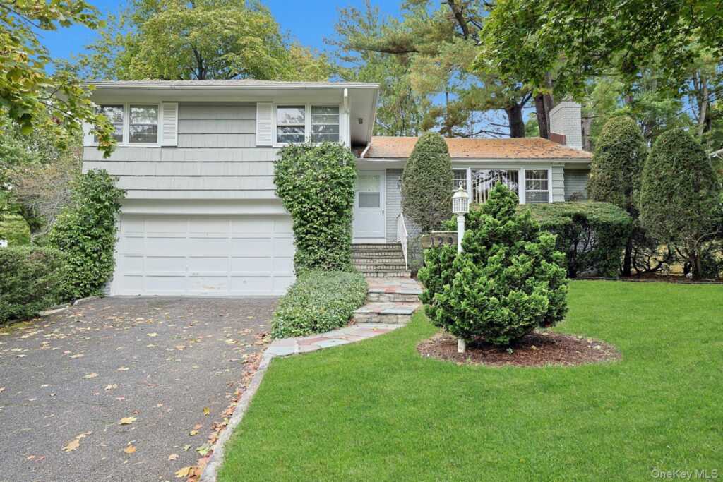 129 Hillandale Drive, New Rochelle, NY 10804