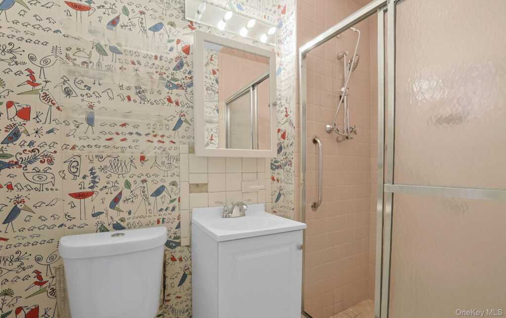 129 Hillandale Drive, New Rochelle, NY 10804 - Photo 17 of 30