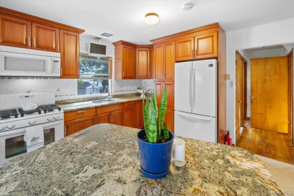 1 Interstate Street, Suffern, NY 10901 - Photo 12 of 29