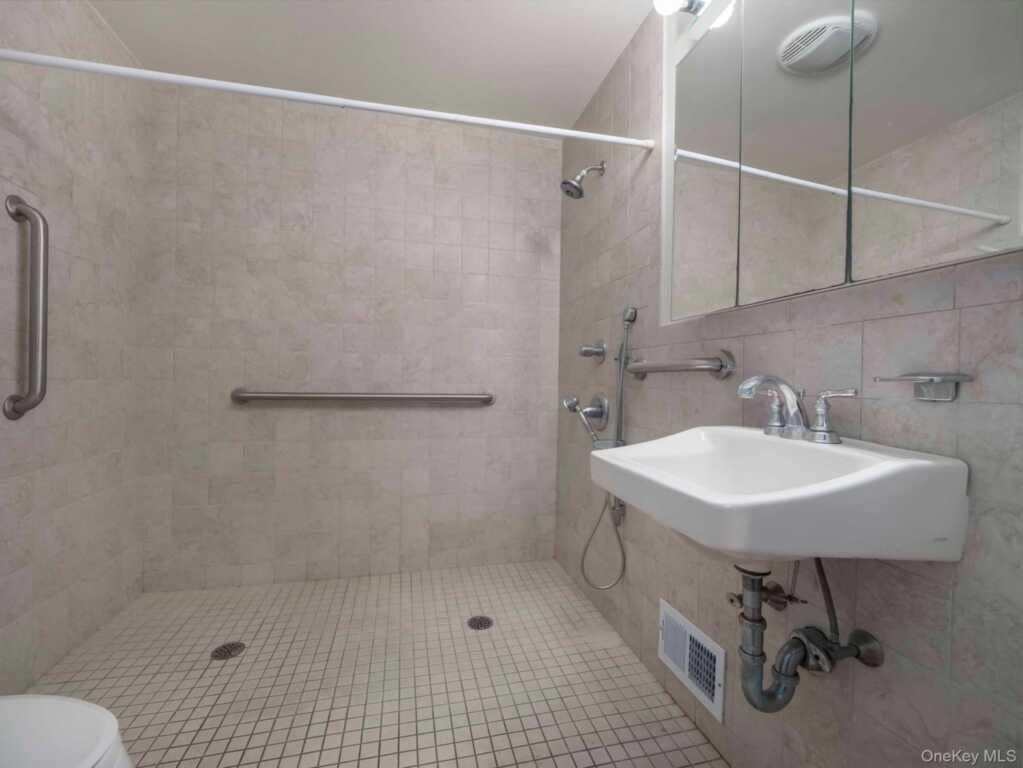 1 Major Andre Drive, Stony Point, NY 10980 - Photo 13 of 18