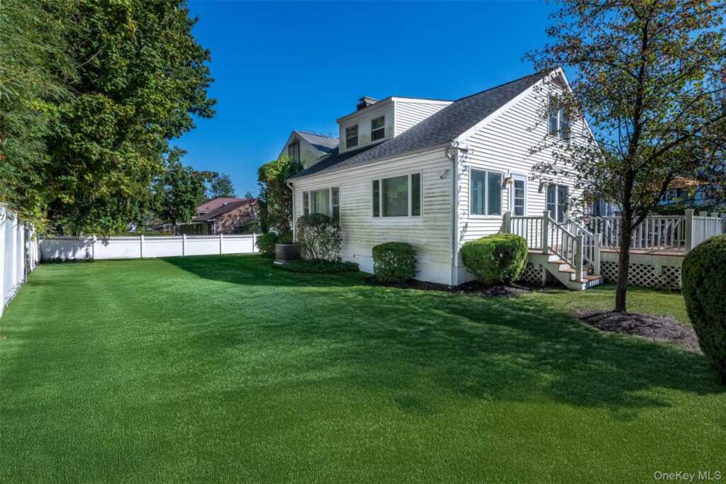 18 Lomond Place, New Rochelle, NY 10804 - Photo 27 of 27
