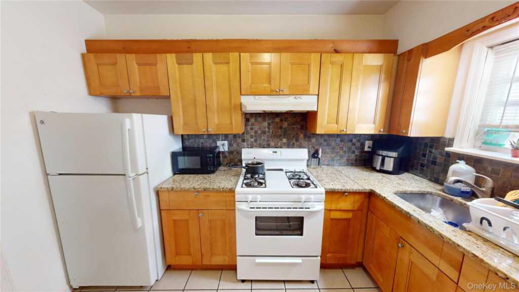 24 5th Street, Unit #1, New Rochelle, NY 10801 - Photo 2 of 14