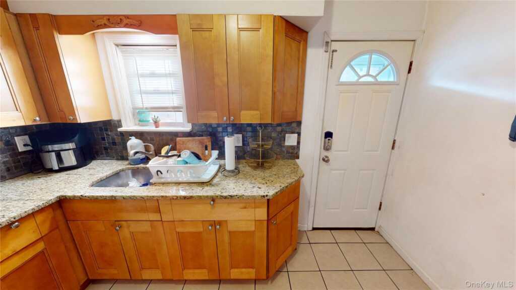 24 5th Street, Unit #1, New Rochelle, NY 10801 - Photo 4 of 14