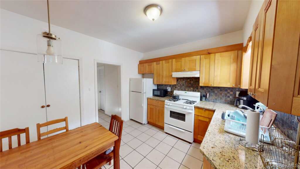 24 5th Street, Unit #1, New Rochelle, NY 10801 - Photo 5 of 14