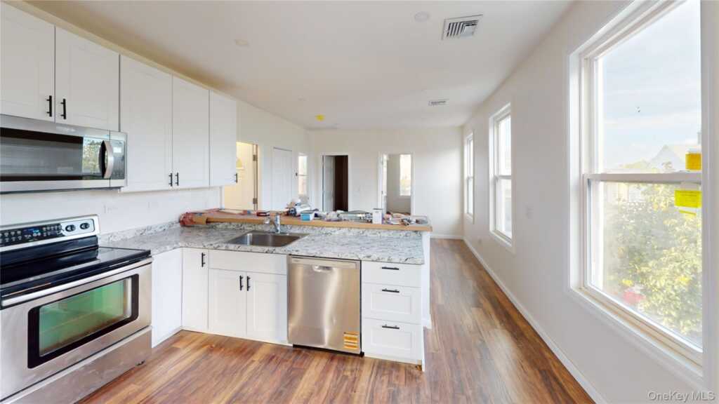 24 5th Street, Unit #2, New Rochelle, NY 10801 - Photo 25 of 26