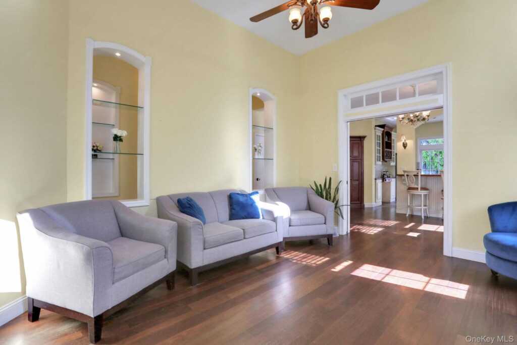 26 Reunion Road, Rye, NY 10573 - Photo 6 of 48