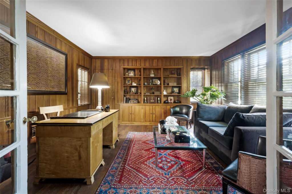 60 Aberfoyle Road, New Rochelle, NY 10804 - Photo 11 of 26