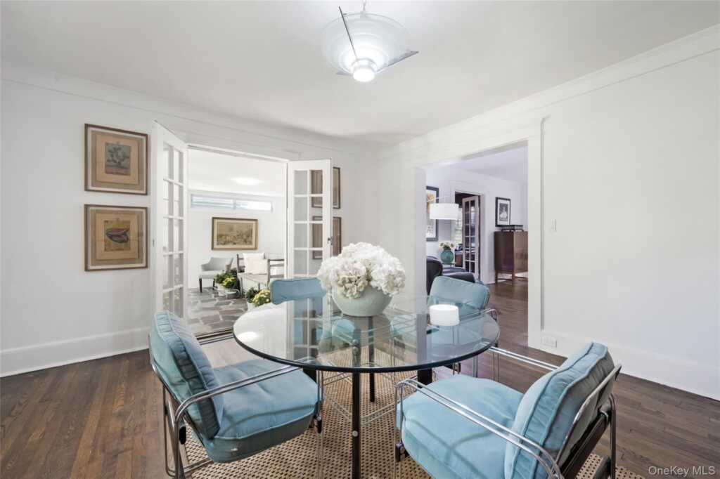 60 Aberfoyle Road, New Rochelle, NY 10804 - Photo 9 of 26