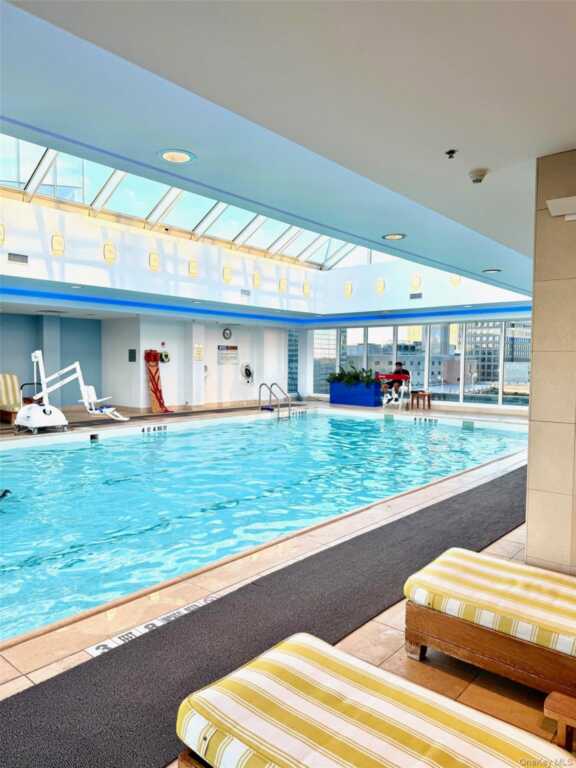 1 Renaissance Square, Unit #11A, White Plains, NY 10601 - Photo 24 of 27