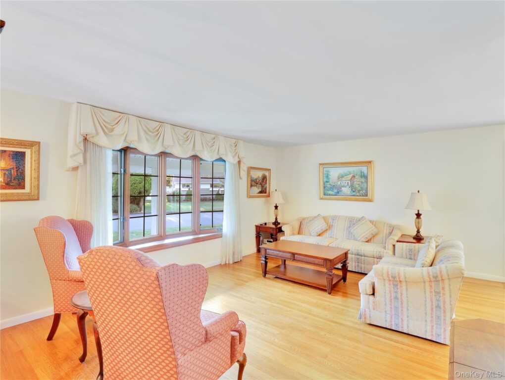 12 Fernwood Drive, New City, NY 10956 - Photo 10 of 43