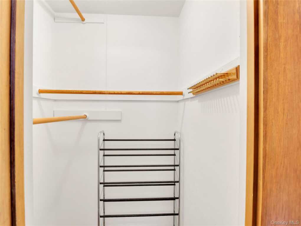 12 Fernwood Drive, New City, NY 10956 - Photo 18 of 43