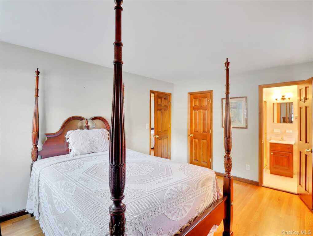 12 Fernwood Drive, New City, NY 10956 - Photo 19 of 43